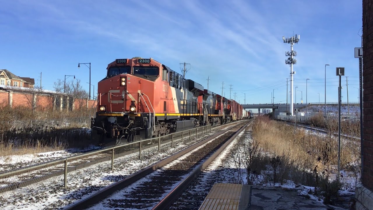 Railfanning at Mount Pleasant station December 8th 2025