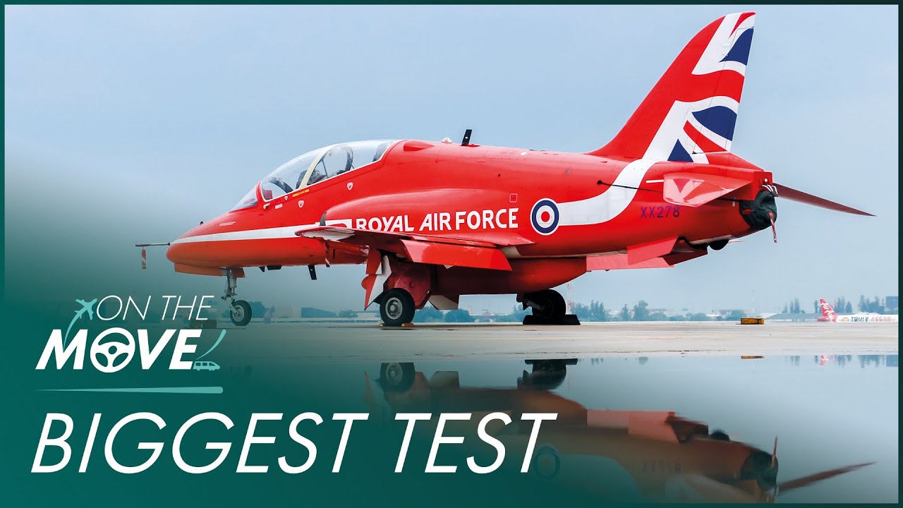 This Is How Dangerous Flying With The Red Arrows Really Is