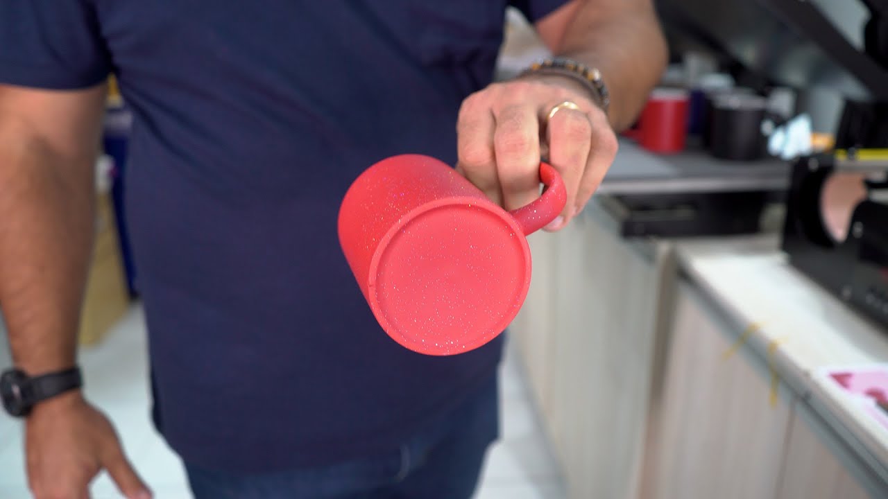 CANECA M&Aacute;GICA GLITTER VERMELHA