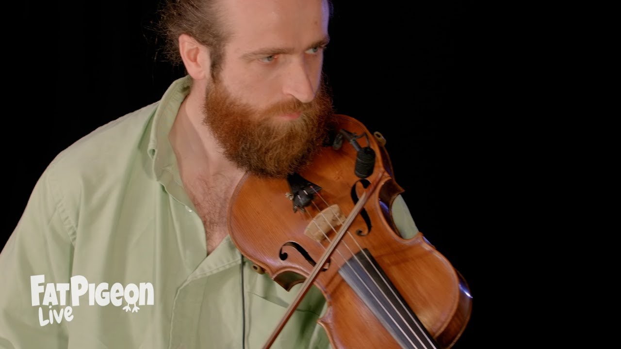 Midswégan - Cotillon & Iron Legs