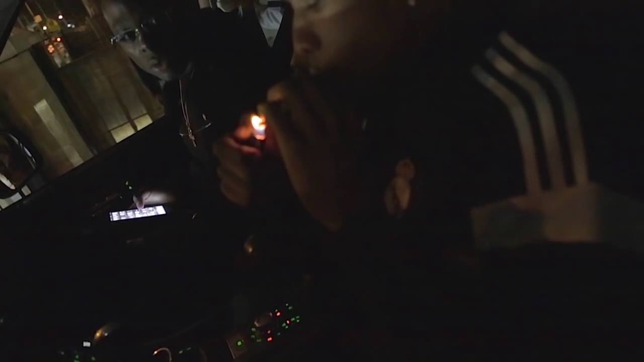 BEZEL ESCADA x SKRELL PAID - TWIRL SHIT