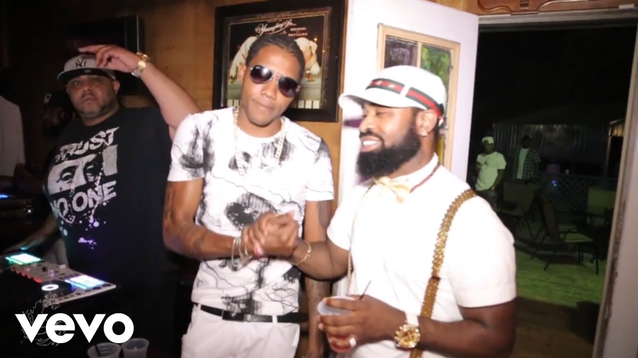 Dwayno - Live In West Virginia (Stage Performance)