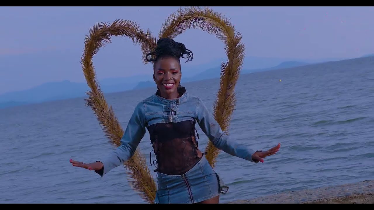 Eddah Ayon ft Papa T  - Jaloka (Official Visualizer)
