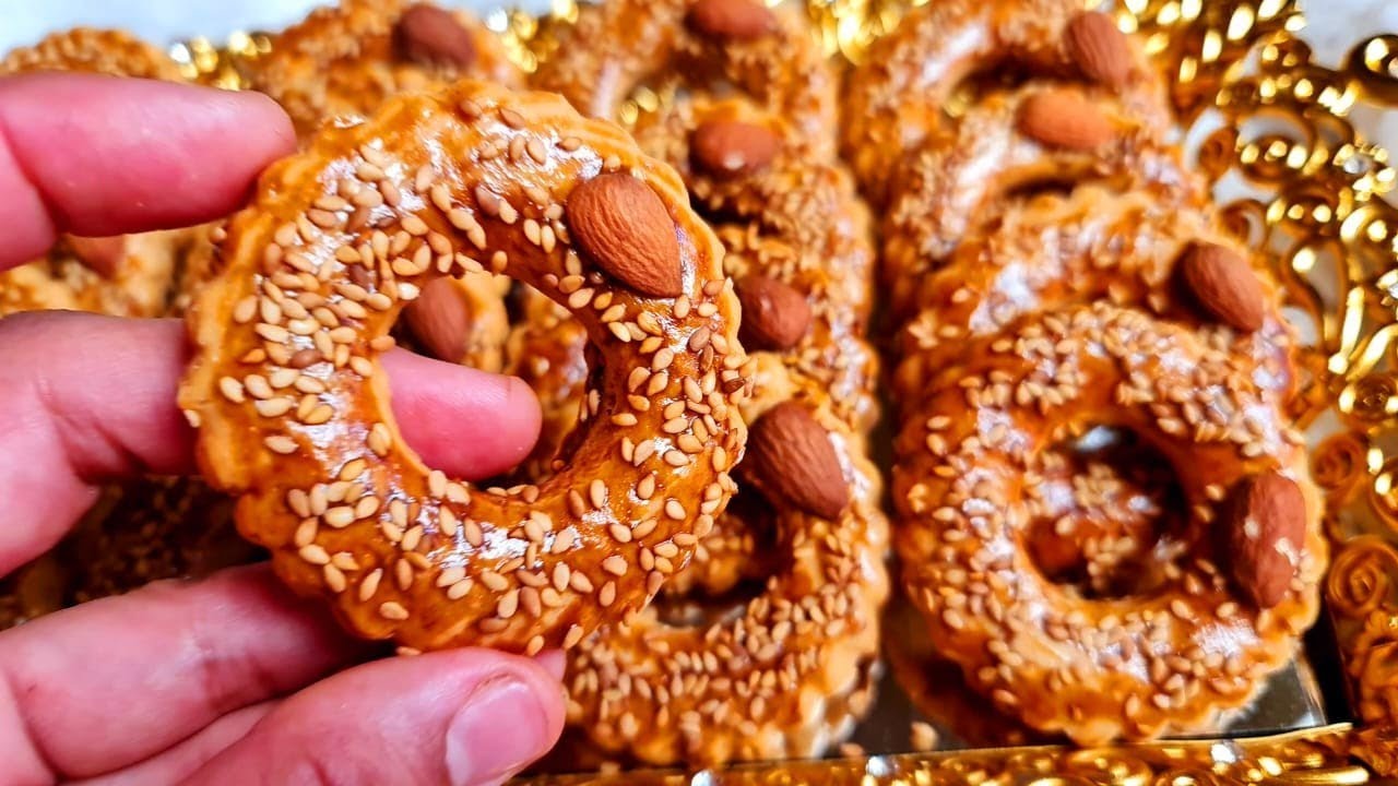 جديد💥كعك مقرمش ومنسم لذيذ بزاف😋متشبعوش منو بدون ماكينة هشيش كيخرج كمية وفيرة💪لي ذاقو حماق عليه👌