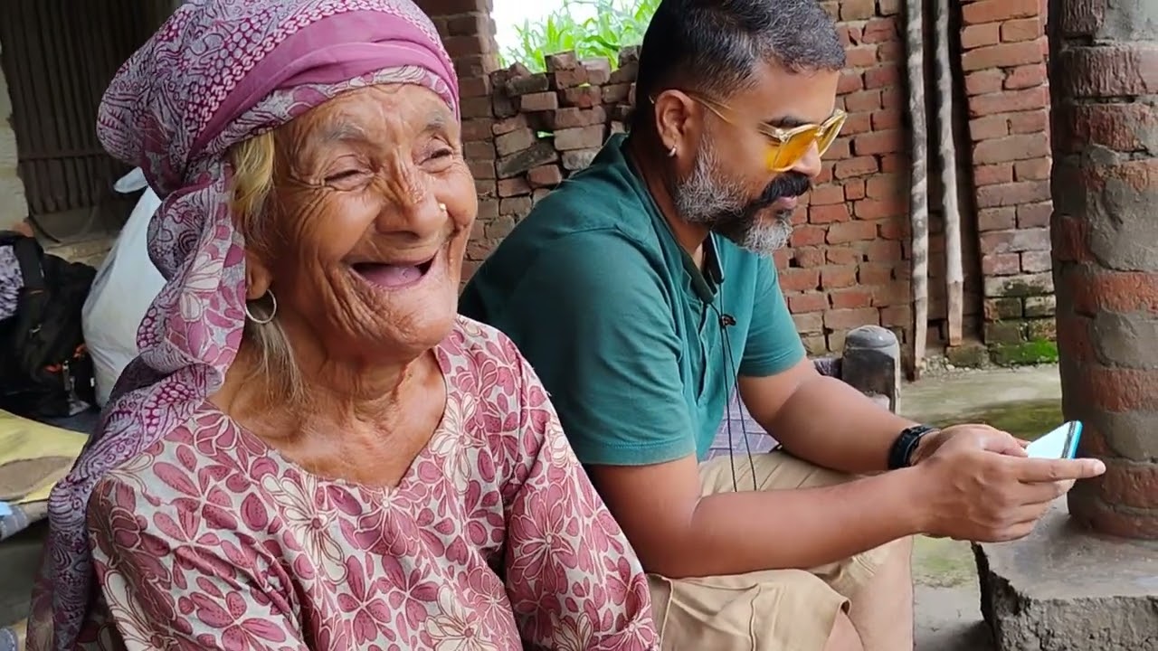 90 साल कि अम्मा कि बातें और काम // हिमाचली अम्मा // #viralvideo #vloger #vlogs @malvikarana6694 
