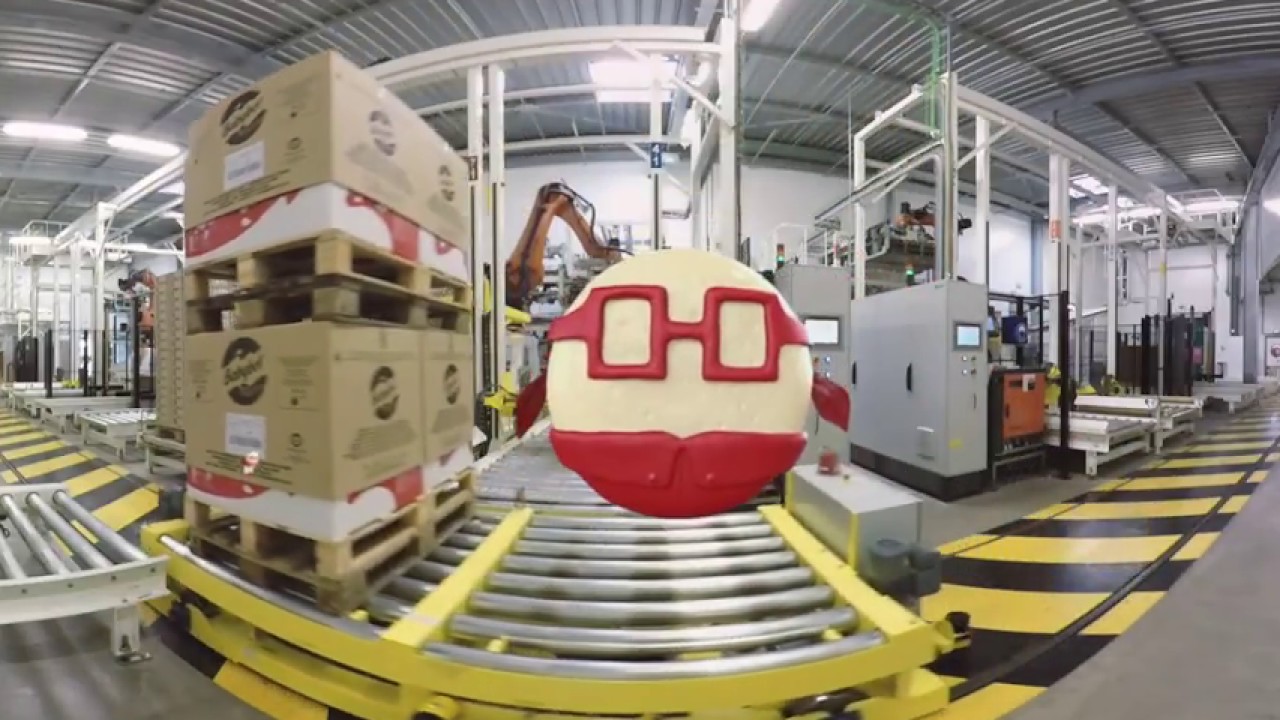 Découvre le secret de Mini Babybel –  visite 360° de l’usine !