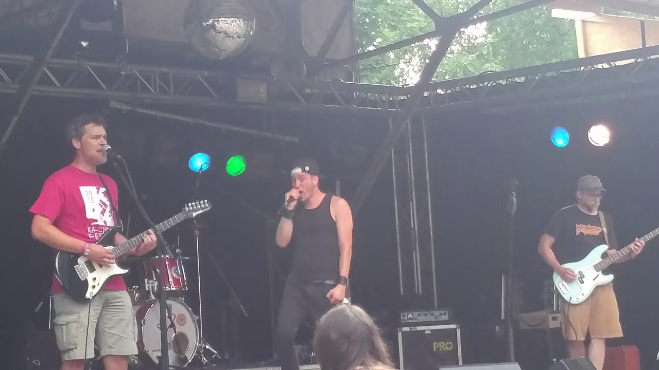 4 Zimmer Küche Bad- Tanz (Kalkwerk Festival 2018)