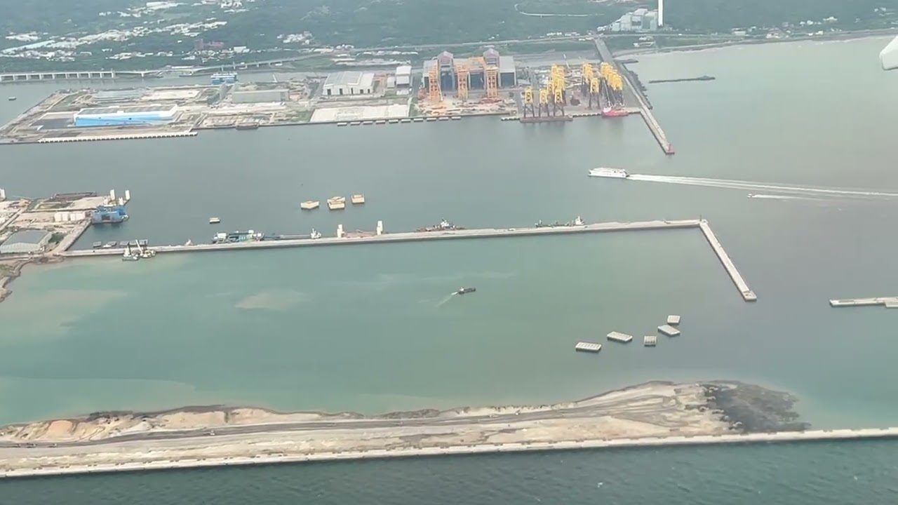 降落桃園機場前