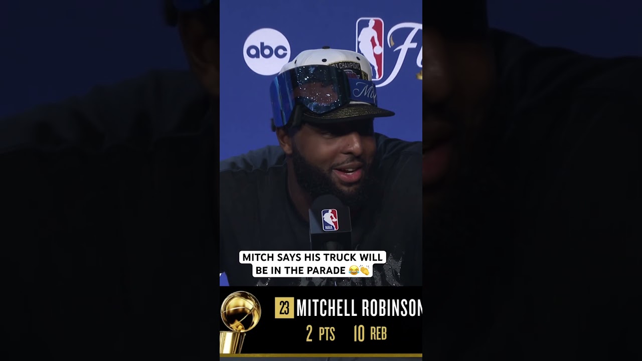 Mitchell ROBINSON&rsquo;S famous truck will be in the Knicks championship parade 😂