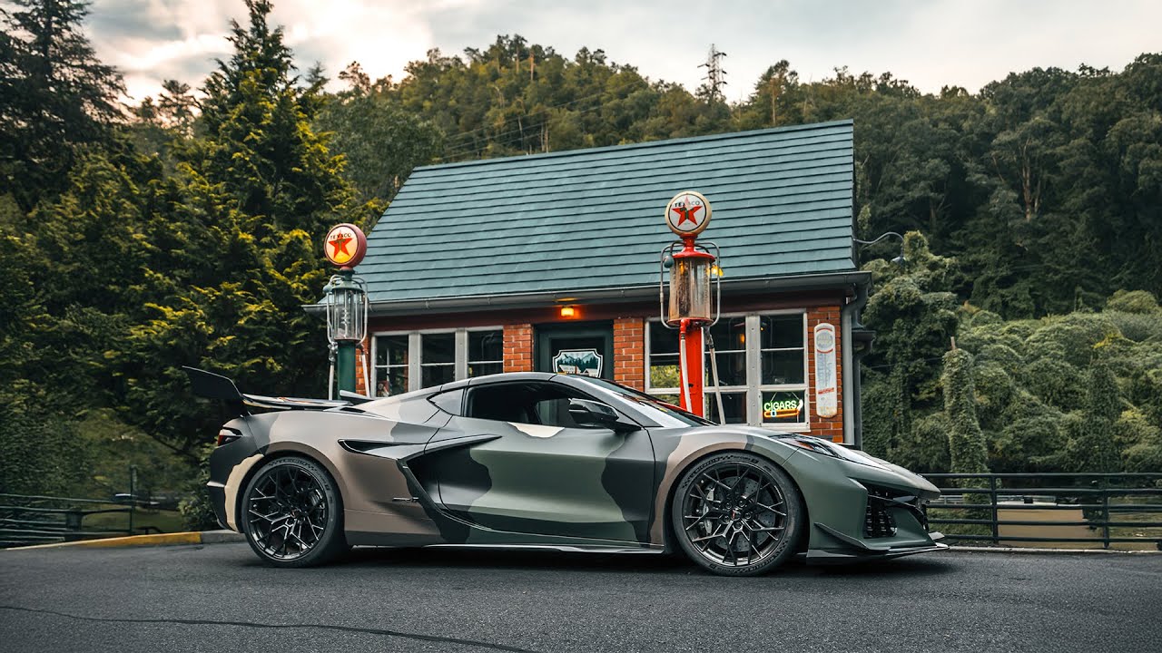 3 Minutes of a Corvette ZR1 Ripping Tail Of The Dragon