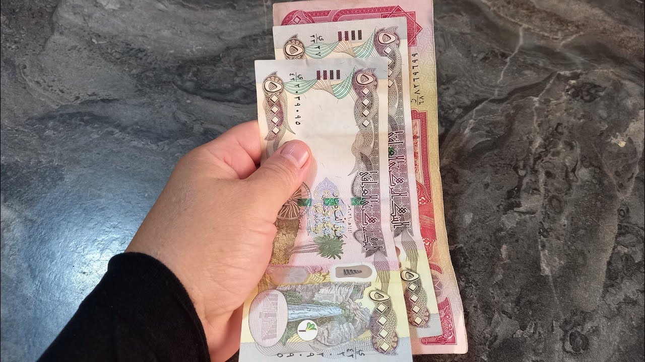 ألزمي أيدج ولمي بيتج ولتخلين رزقج يدخل من الباب ويطلع من الشباك