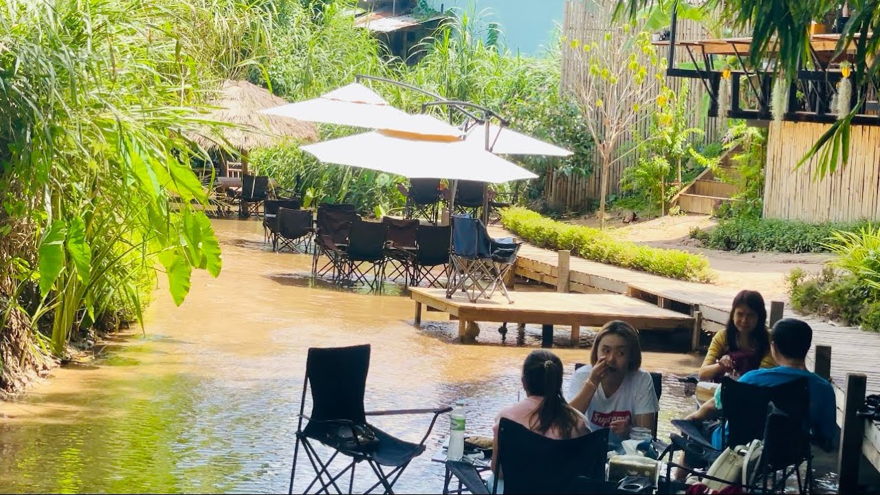 LOL CamCafe in Thailand☕️ ហាងកាហ្វេ LoL Camcafe ស្ថិតនៅស្រុកស្រ៊ីរ៉ាឆា ខេត្ត ឆុនបូរី ប្រទេសថៃ