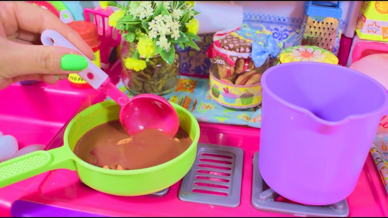PAVÊ DE BISCOITO COM NUTELLA