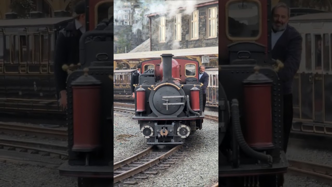 FFESTINIOG RAILWAY: David Lloyd George gets into position at Porthmadog