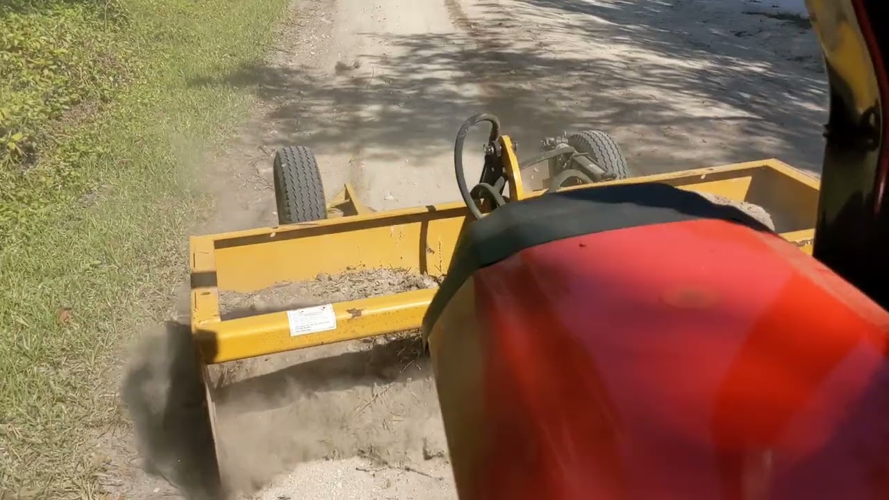 NEVER using Box Blade again! BOX SCRAPER results behind Kioti CK4010SE