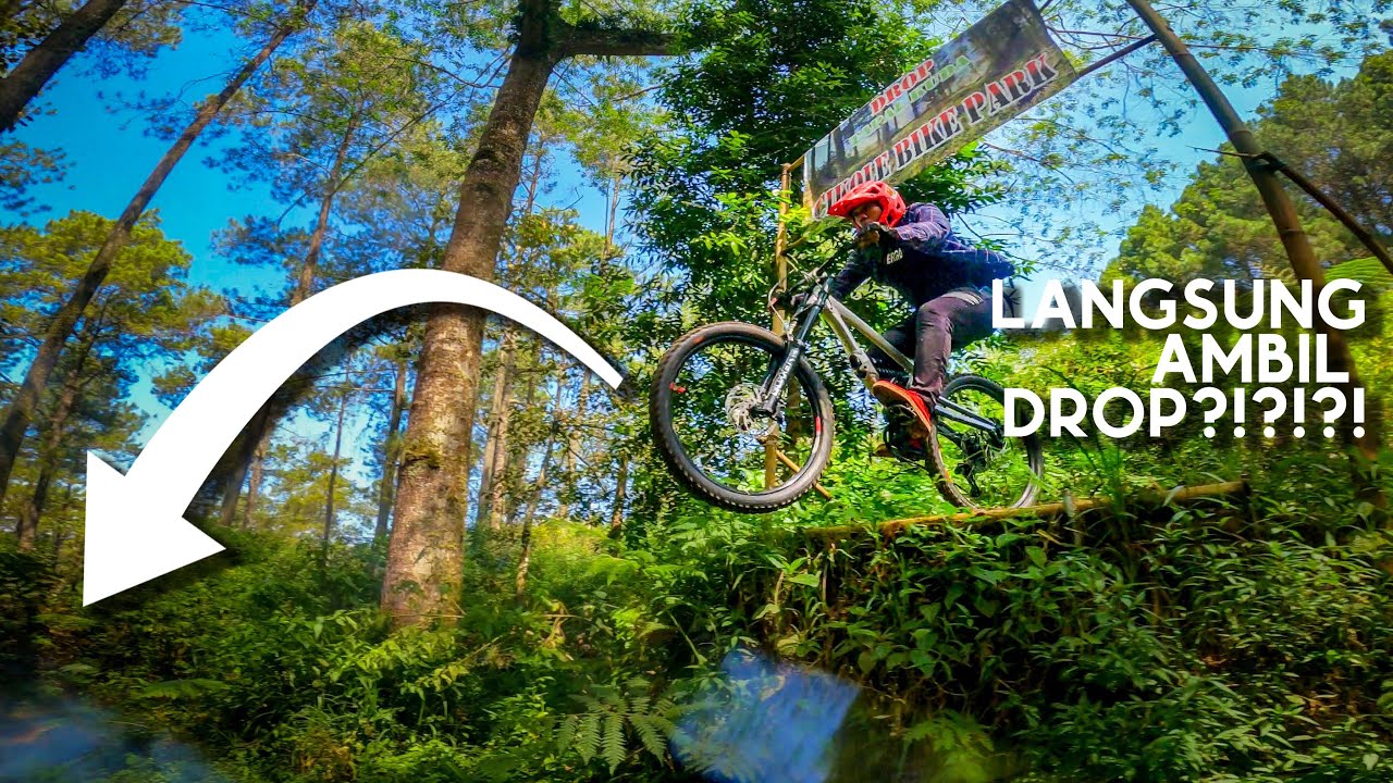 Jangan Contoh Orang Ini saat Main di Cikole Bike Park!