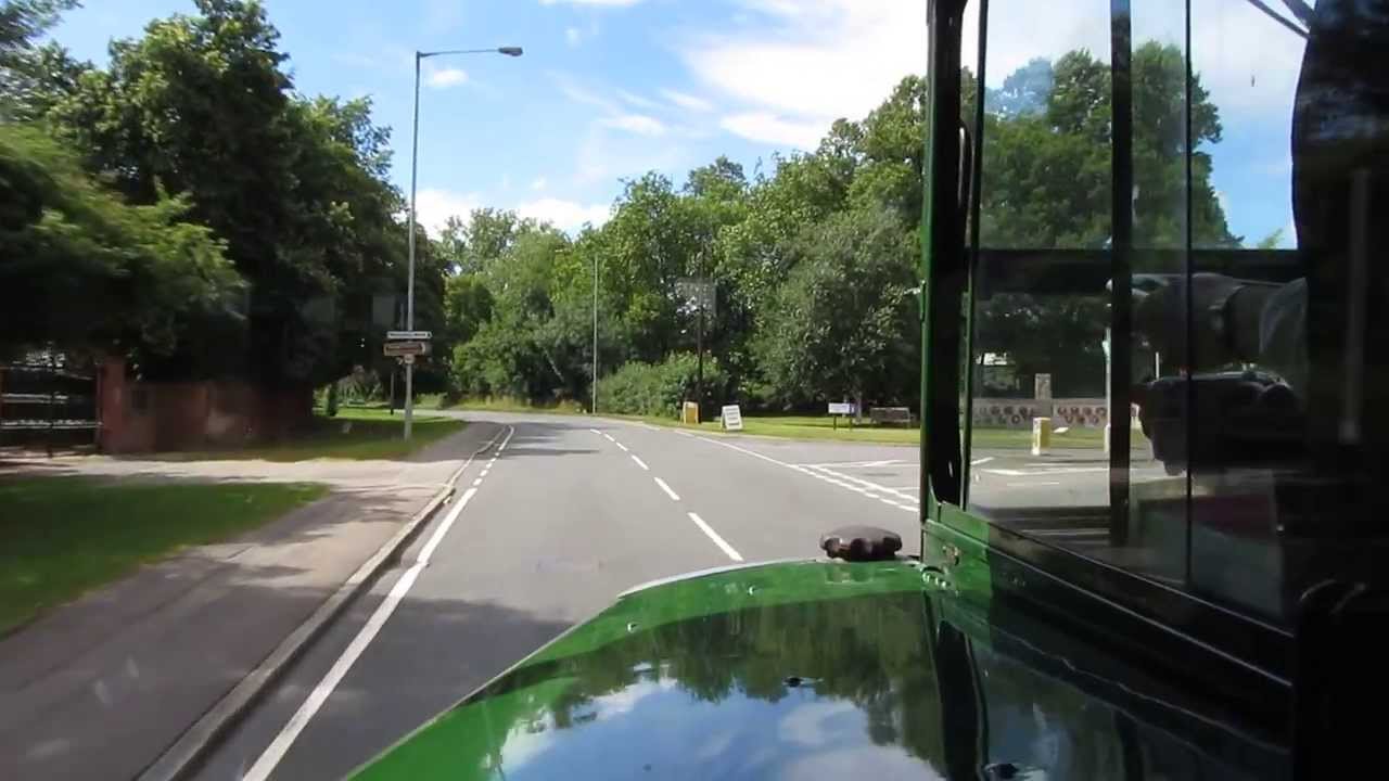 Tuneful London Transport AEC Regent III RT1700 (KYY 527) bus ride on route 339