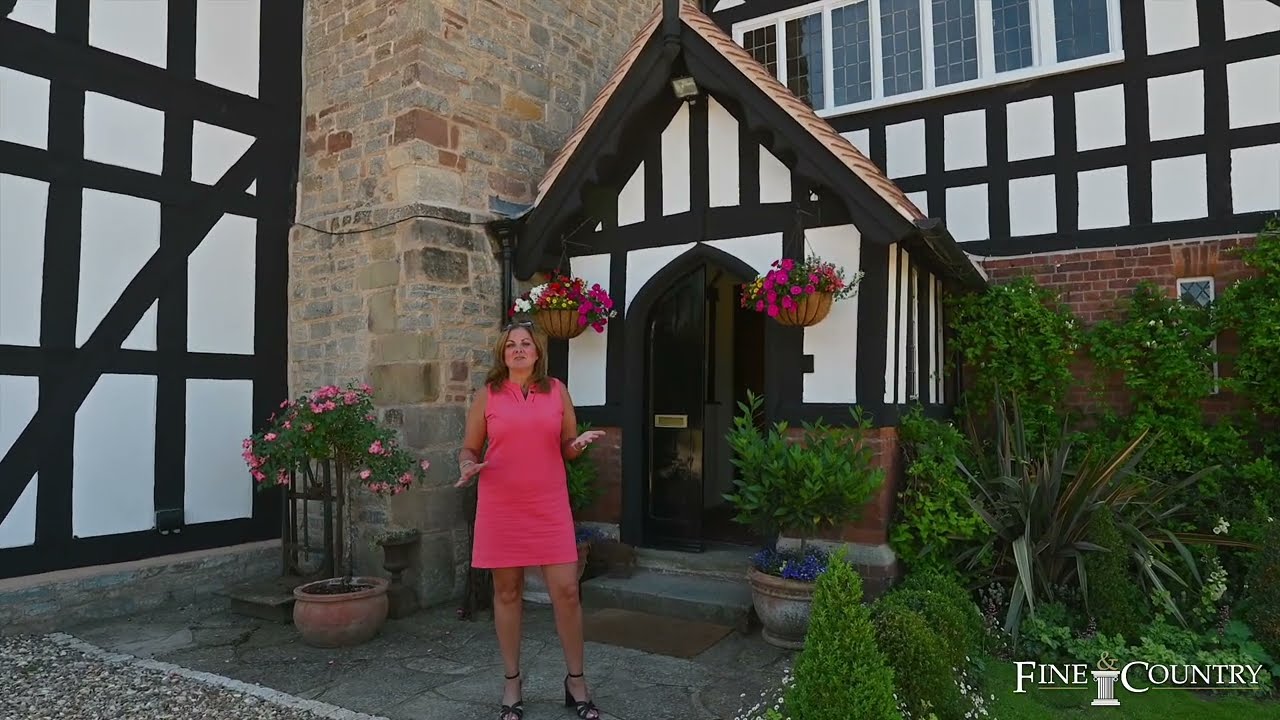 Discover Part of The Earl of Coventry's Estate | Property Tour
