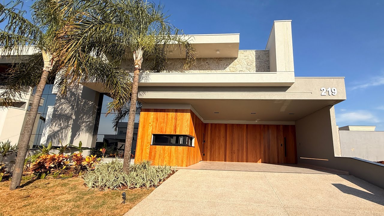 Casa térrea à venda no condomínio Maria Cândida em Indaiatuba-SP | 3 suítes, piscina e escritório