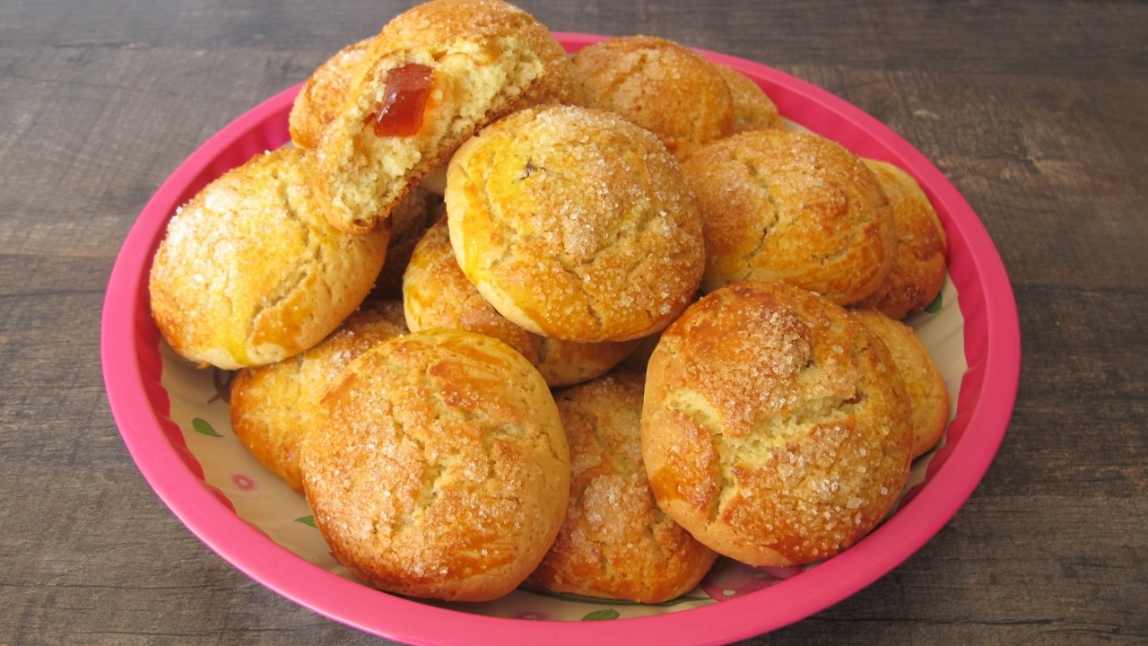 Вкусни Хрупкави Великденски Курабийки с пълнеж от локум и портокалови корички