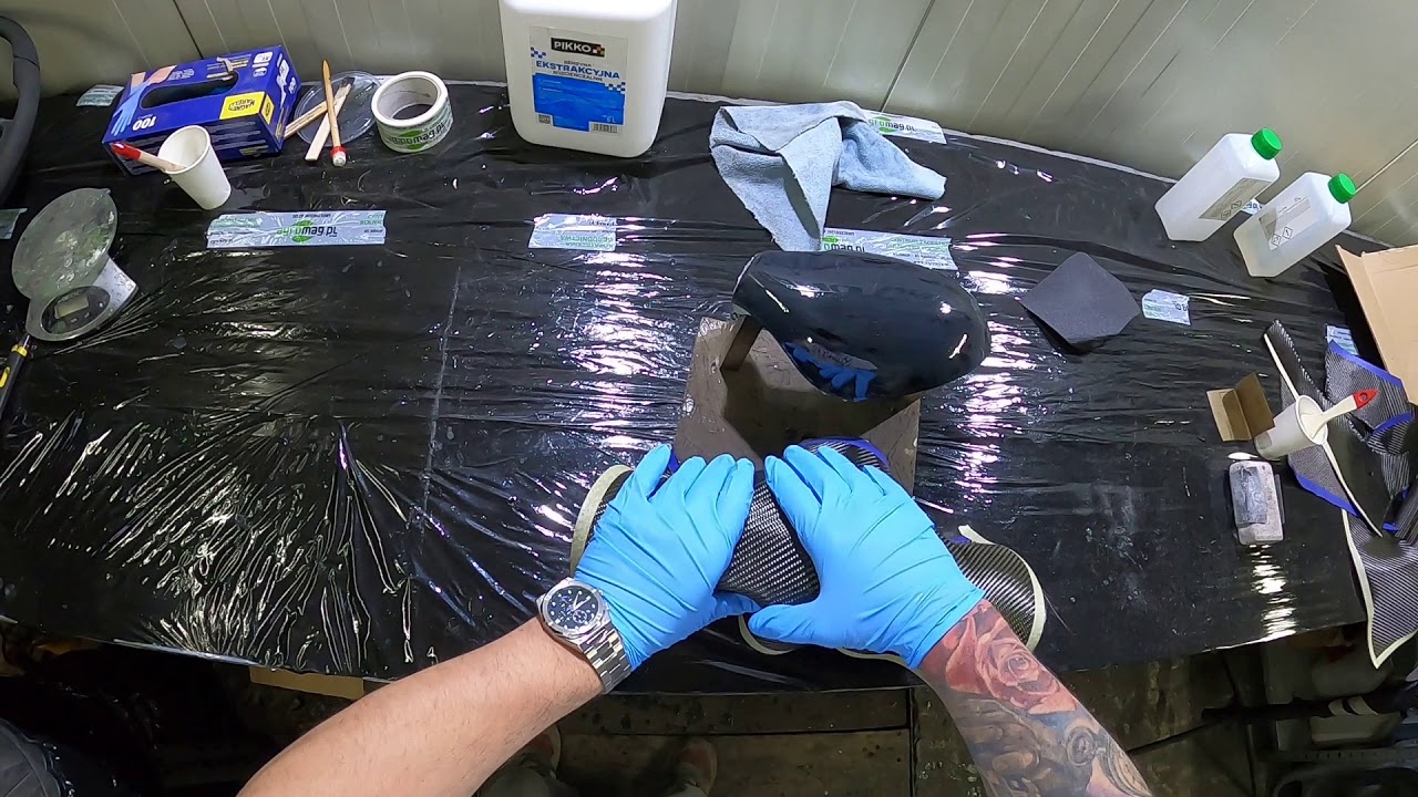 Carbon Fiber laminate/wrapping CZ. 2 - kładziemy włókno węglowe