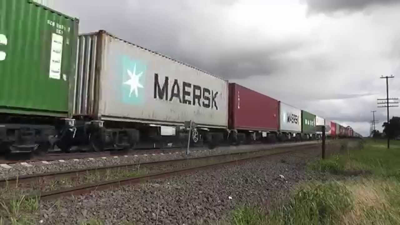 Australian Trains Qube Logistics MC1 Freight Train Part 2 - Eisenbahn Zug