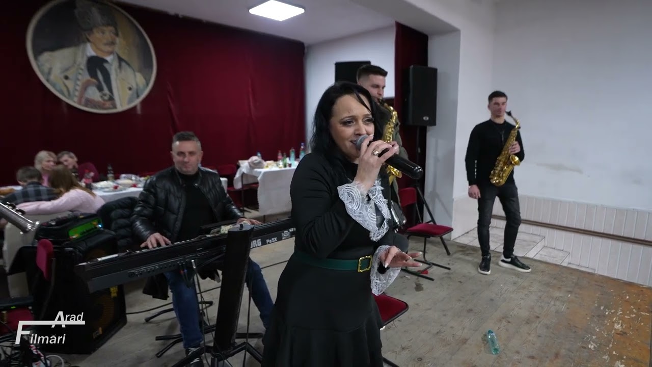 Adriana Giurici Bal la Dieci Live 1