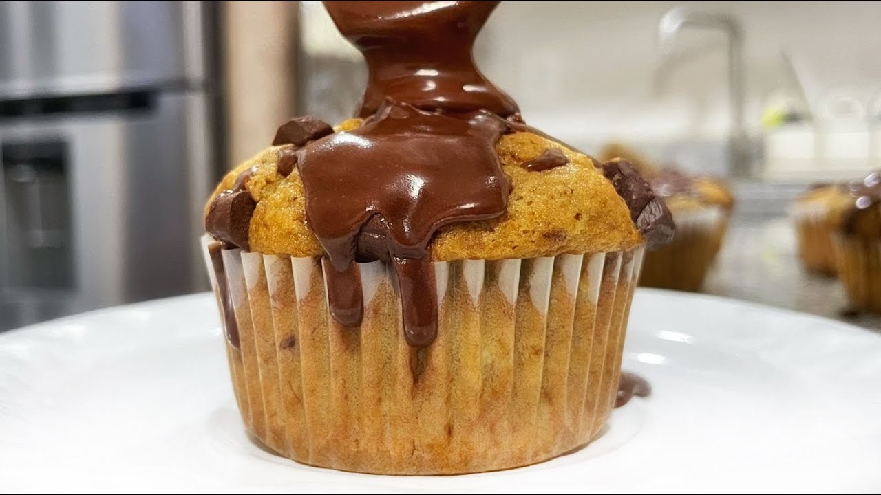 Muffins de plátano, espresso y chocolate | ALE DE NAVA