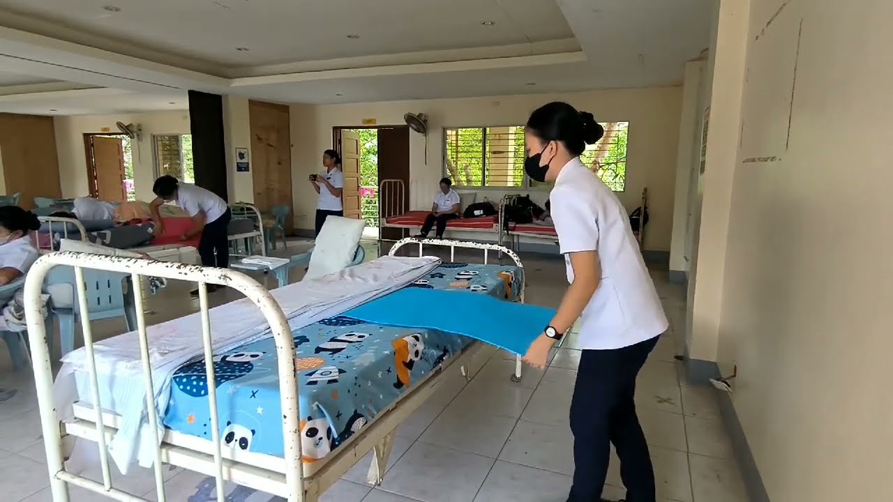BED MAKING - Unoccupied Bed (Return Demonstration)