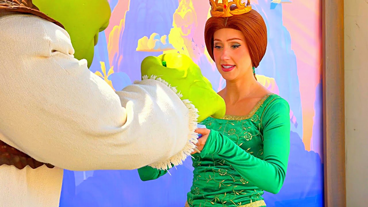 💚 [NEW] Shrek, Fiona & Donkey Meet & Greet at Universal Studios Hollywood! | 4K Up-Close Moments