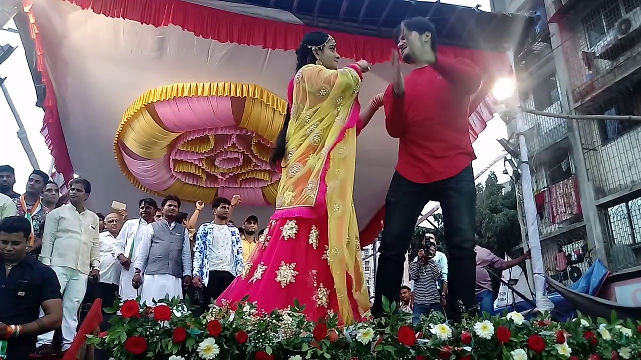 Kallu and ritu ji ka live stage show(behrambaug)