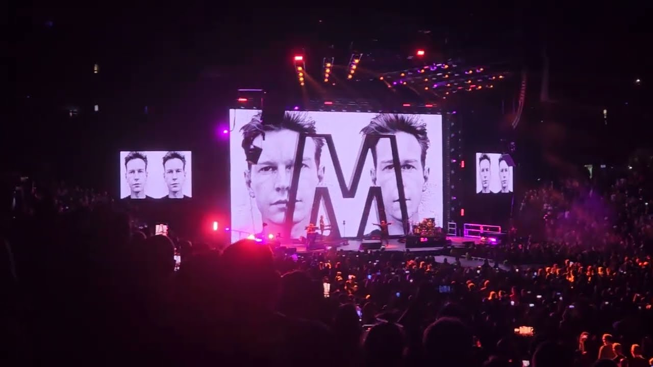 Depeche Mode - World In My Eyes Tribute To Fletch (Live Toronto April 7, 2023)