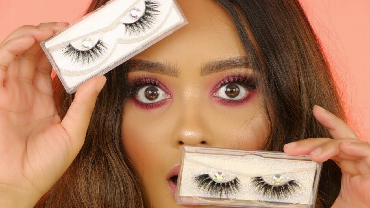 How To EASILY Apply False Eyelashes!