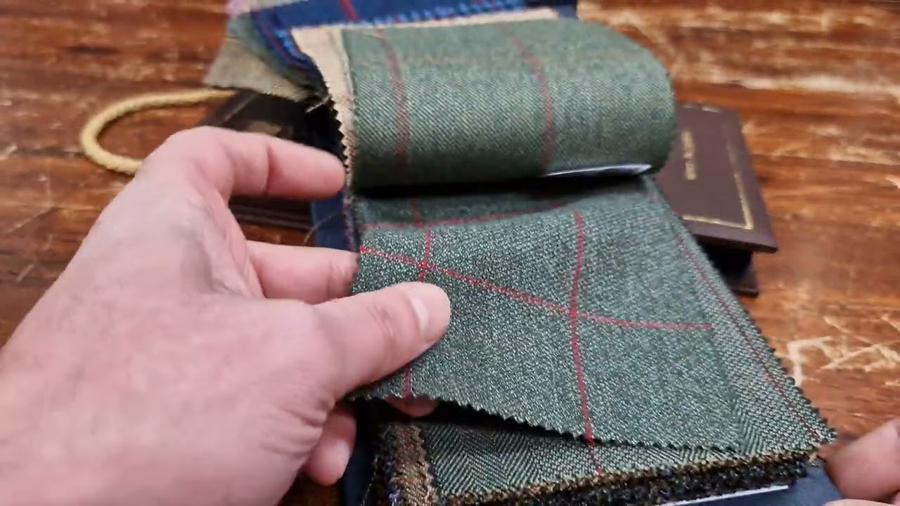 🧵 Browsing the Moorland Tweed Collection &ndash; Classic British Country Fabrics 🧵