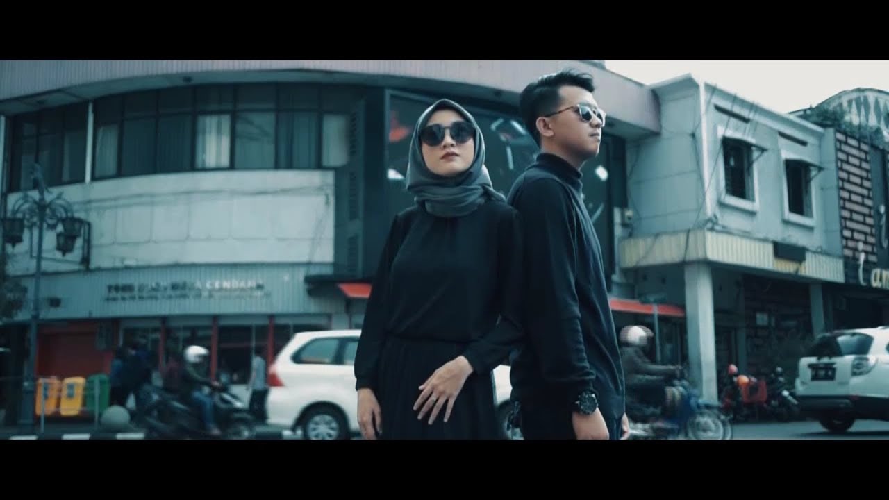 Prewedding Video Widy & Tendy in Braga City, Bandung, West Java | Cinematic Video ❤