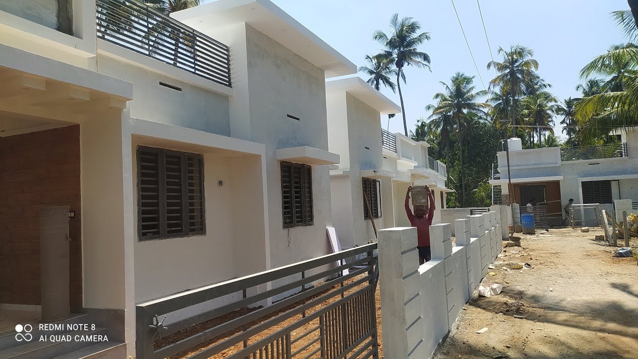 Thrissur Pattikad Chuvannamannu Low Budget House For Sale
