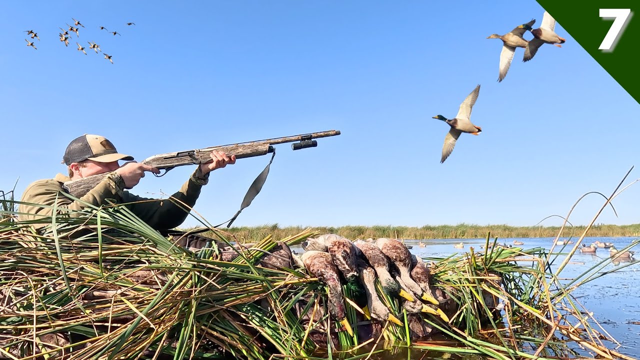 Decoying MALLARDS In TIGHT Out Of The Kayak | Duck Hunting 2025