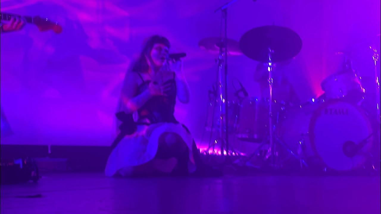 Saccharine - Jazmin Bean Live Performance @ Los Angeles 2023