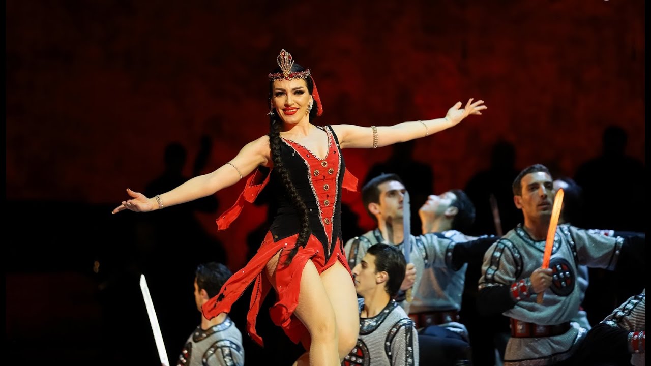 Armenian State Dance Ensemble - Sabre Dance / Հայաստանի պարի պետական անսամբլ - Սուսերով պար