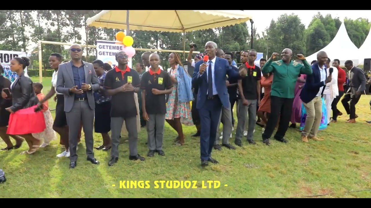 WALIVUKA - KISII SCHOOL SDA CHOIR [UN OFFICIAL VIDEO] School principal On the Solo Once Again.