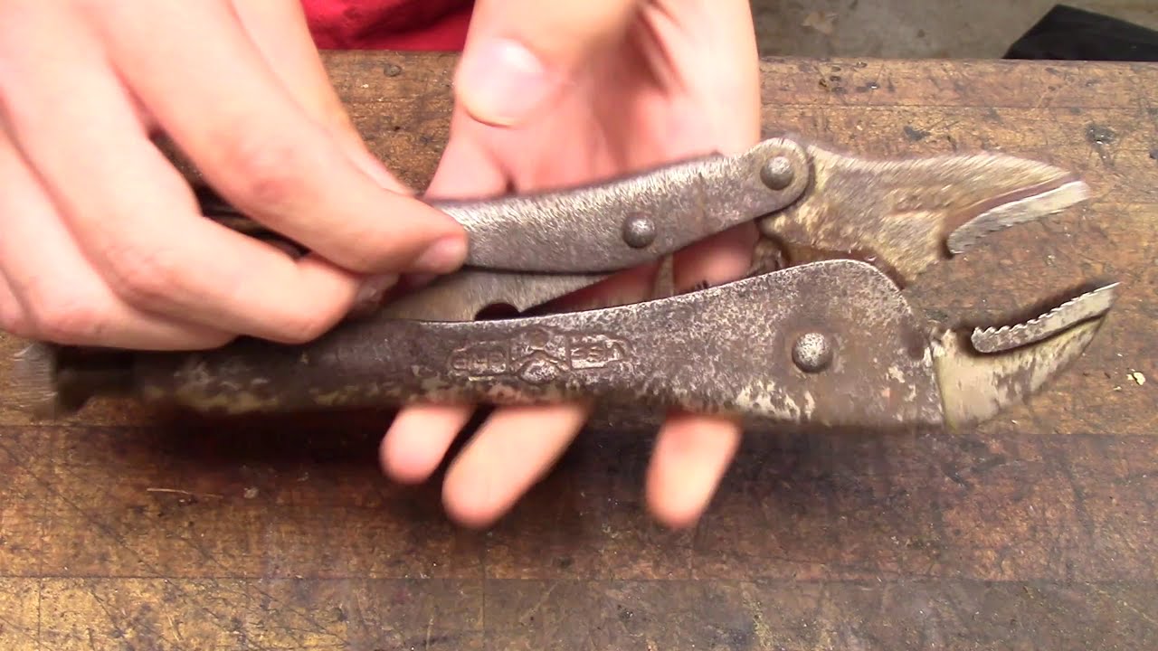 Rusty vice grip restoration.