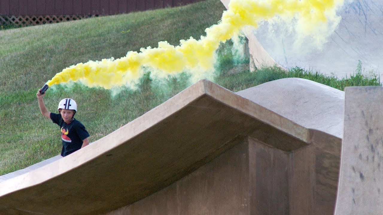 Smoke Bombs - EP17 - Camp Woodward Season 8