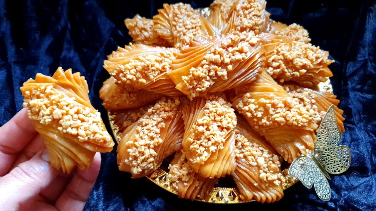 أسهل وأسرع رغيفات عيد الأضحى💥برابعة دقيق حضيرهم في رمشة عين💪🏻كيبقاو مقرمشين😋جربوهم متشبعوش منهم👌🏻🇲🇦