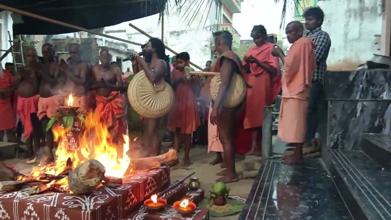 ମହିମା ଅଲେଖ ପରଂବ୍ରହ୍ମ ପଦେଶରଣଂ ଯଜ୍ଞ ଆରମ୍ଭ ହେଲଖଣିଆଜି6:35ଆରମ୍ଭହେଲା ଗ୍ରାମ ଚୁଡେମରା 🙏🙏🎉👌🎥 2.k