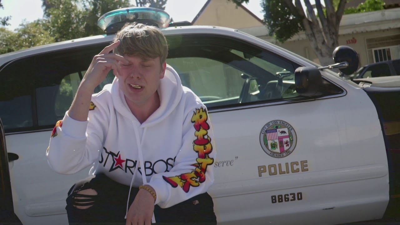 Lil Ugly Toes - Fuck 12 (Official Music Video)