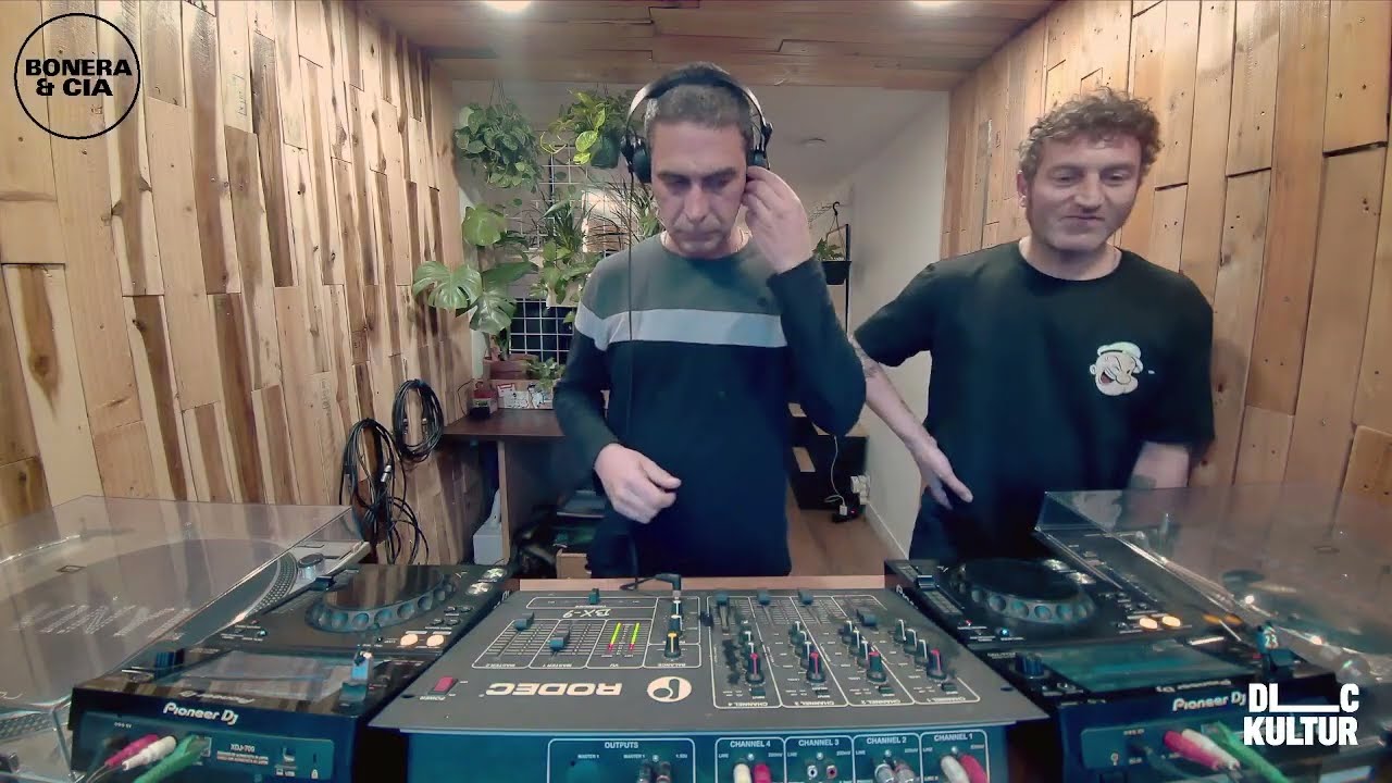 BONERA & Cia 003 // Luis Bonera & Oskatxo