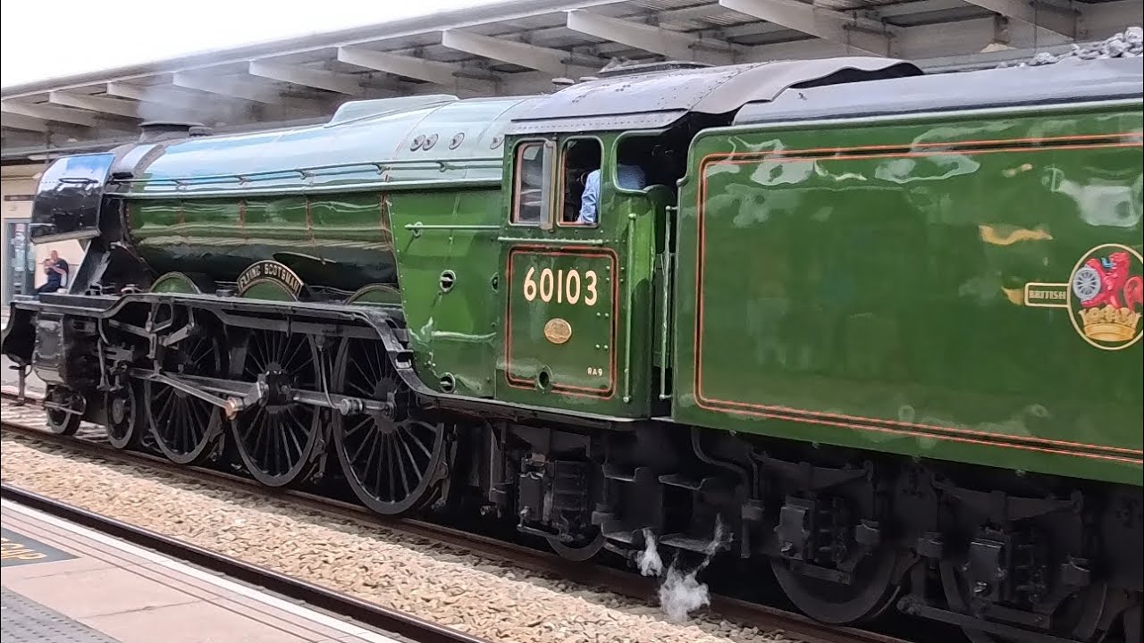 Derby Train Station - Flying Scotsman + Train Movement #train #railway #trainenthusiasts #railway200