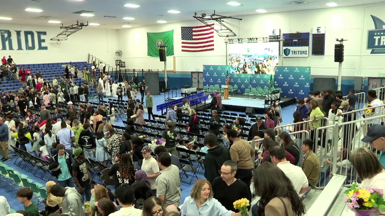 Edmonds College Commencement Ceremony 2025 (3:00pm)