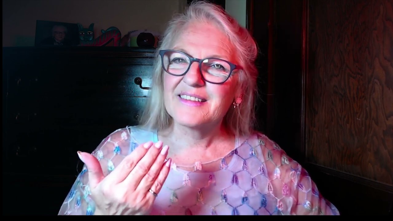 CONTROVERSIAL Dear Cisgender People : A Guide to Trans Allyship and Empathy, Maple Creek, SK.