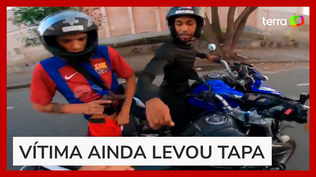Com câmera em capacete, motociclista grava o próprio assalto no Rio de Janeiro